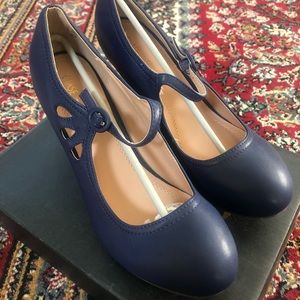 Navy Blue Pumps